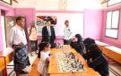 رئيس انتقالي أبين يتفقد اختتام أنشطة المخيم الصيفي بمجمع الفتح للبنات بخنفر