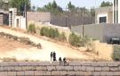 مستوطنون إسرائيليون يحاصرون 3 منازل فلسطينية في قصرة لليوم العاشر - ye