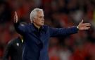 ريال مدريد يقدم مدربه الجديد مورينيو دون صخب - ye