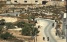 العدو الإسرائيلي يجبر سكان منزلين على إخلائهما ويحول 16 منزلا إلى ثكنات عسكرية في قصرة جنوب نابلس