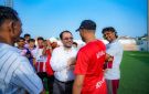 رئيس نادي التلال يزور تدريبات الفريق الكروي الأول - ye