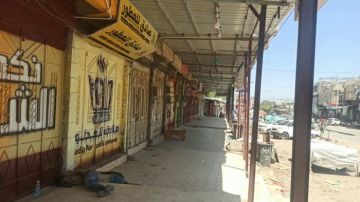 إغلاق الأسواق في الضالع تنديدا باغتيال 3 من أبناء مديرية الأزارق إغلاق الأسواق في الضالع تنديدا باغتيال 3 من أبناء مديرية الأزارق