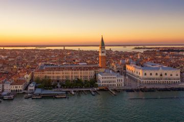 البندقية أم Venice؟ أصل تسمية المدينة الإيطالية التي أبهرت العالم البندقية أم Venice؟ أصل تسمية المدينة الإيطالية التي أبهرت العالم