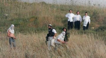 إصابة فلسطيني بهجوم للمستوطنين الصهاينة في مسافر يطا إصابة فلسطيني بهجوم للمستوطنين الصهاينة في مسافر يطا