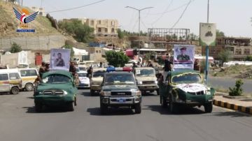 تشييع جثماني الشهيدين رضوان الحنظلي ومحمد جمعان في بني مطر بمحافظة صنعاء تشييع جثماني الشهيدين رضوان الحنظلي ومحمد جمعان في بني مطر بمحافظة صنعاء