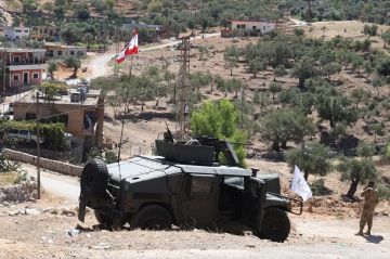 جنوب لبنان.. توغل إسرائيلي وتفجير منزلين واحتجاز مواطن في حلتا