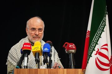 قاليباف: لن نسمح بمنع إيران من بيع النفط وندافع عن أمننا وحقوقنا قاليباف: لن نسمح بمنع إيران من بيع النفط وندافع عن أمننا وحقوقنا