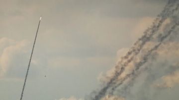 اليمن.. الجيش يعلن شن غارات على مواقع للحوثيين شرقي تعز اليمن.. الجيش يعلن شن غارات على مواقع للحوثيين شرقي تعز