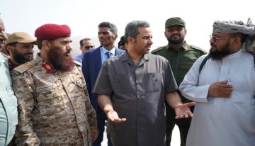 محافظ لحج يشيد بتضحيات القوات الجنوبية ويدعو إلى توحيد الصفوف وتعزيز الجبهة الداخلية محافظ لحج يشيد بتضحيات القوات الجنوبية ويدعو إلى توحيد الصفوف وتعزيز الجبهة الداخلية
