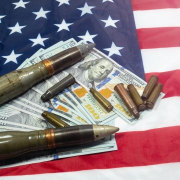 عقدة الحماية: أمريكا تتردد والسعودية تدفع الثمن عقدة الحماية: أمريكا تتردد والسعودية تدفع الثمن