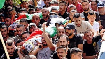 4 شهداء في غارات إسرائيلية على غزة وتوغل جنوب المدينة 4 شهداء في غارات إسرائيلية على غزة وتوغل جنوب المدينة