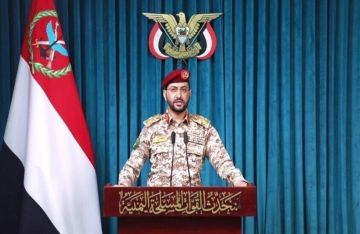 الحوثيون: 54 غارة جوية سعودية استهدفت ست محافظات يمنية خلال 12 ساعة الحوثيون: 54 غارة جوية سعودية استهدفت ست محافظات يمنية خلال 12 ساعة