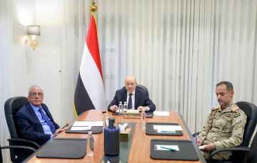 حرض مؤسساته على رفض أي تغييرات واستعان بـالإخوان.. العليمي يقود تمردا جديدا على السعودية حرض مؤسساته على رفض أي تغييرات واستعان بـالإخوان.. العليمي يقود تمردا جديدا على السعودية