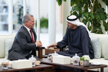 رئيس الإمارات وملك الأردن يبحثان التطورات الإقليمية رئيس الإمارات وملك الأردن يبحثان التطورات الإقليمية