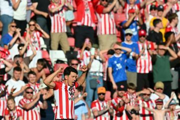 يوروبا ليغ: سندرلاند يستهل مغامرته الأوروبية بعد عقود من الركود