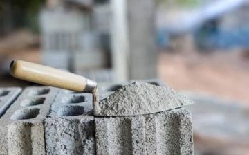 استقرار مبيعات شركات الأسمنت السعودية وسط تباين أداء السوق