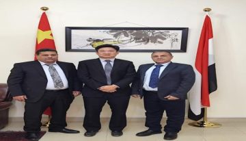 الرياض.. رئيس جامعة عدن يبحث مع القائم بأعمال السفير الصيني تعزيز التعاون الأكاديمي الرياض.. رئيس جامعة عدن يبحث مع القائم بأعمال السفير الصيني تعزيز التعاون الأكاديمي