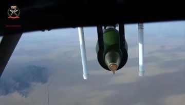 الشرعية تكشف عن دخول الطيران الحربي للمعركة بأكثر من 15 غارة في جبهات تعز والحديدة الشرعية تكشف عن دخول الطيران الحربي للمعركة بأكثر من 15 غارة في جبهات تعز والحديدة