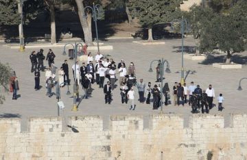 أوقاف القدس: 1222 مستوطنا اقتحموا باحات المسجد الأقصى اليوم أوقاف القدس: 1222 مستوطنا اقتحموا باحات المسجد الأقصى اليوم