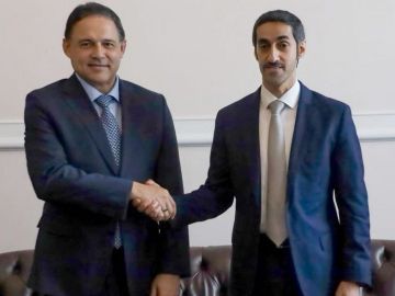 سفير الإمارات يلتقي رئيس الكونجرس الكولومبي سفير الإمارات يلتقي رئيس الكونجرس الكولومبي