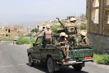 اليمن.. معارك طاحنة غرب تعز والطيران الحربي يدخل خط المواجهة في أعنف المعارك منذ سنوات اليمن.. معارك طاحنة غرب تعز والطيران الحربي يدخل خط المواجهة في أعنف المعارك منذ سنوات