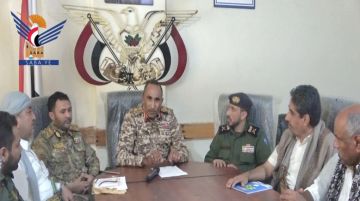 قيادة الحديدة والداخلية توجه دعوة لـالمغرر بهم: النظام السعودي يستغلكم كـرأس حربة والفرصة قائمة للعودة قيادة الحديدة والداخلية توجه دعوة لـالمغرر بهم: النظام السعودي يستغلكم كـرأس حربة والفرصة قائمة للعودة