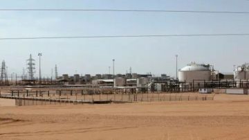 تراجع إنتاج حقل الشرارة النفطي في ليبيا إثر إغلاق قسري تراجع إنتاج حقل الشرارة النفطي في ليبيا إثر إغلاق قسري