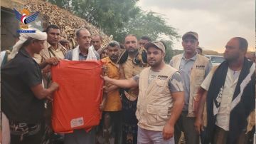 توزيع ألف و160 طربالا لمزارعي السمسم بمديرية الزهرة في الحديدة توزيع ألف و160 طربالا لمزارعي السمسم بمديرية الزهرة في الحديدة