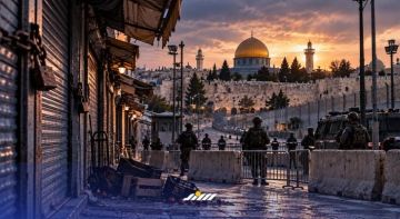 حصار وعسكرة.. أعياد العدو الإسرائيلي تضاعف خسائر التجار وتهدد الوجود الفلسطيني بالقدس حصار وعسكرة.. أعياد العدو الإسرائيلي تضاعف خسائر التجار وتهدد الوجود الفلسطيني بالقدس