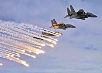 27 غارة سعودية تستهدف البنية التحتية في 6 محافظات خلال الساعات الماضية 27 غارة سعودية تستهدف البنية التحتية في 6 محافظات خلال الساعات الماضية