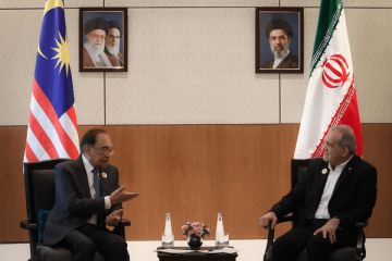 الرئيس الإيراني: الأمن المستدام يتحقق بتعاون دول المنطقة الرئيس الإيراني: الأمن المستدام يتحقق بتعاون دول المنطقة