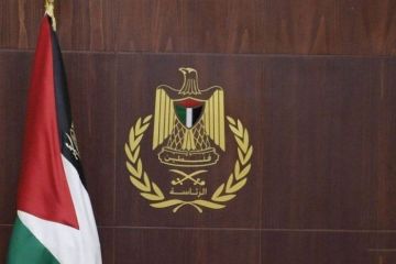 الرئاسة الفلسطينية: العبث بالمقدسات خط أحمر الرئاسة الفلسطينية: العبث بالمقدسات خط أحمر