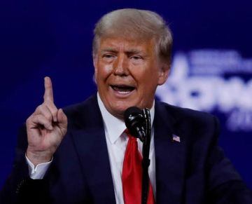 ترامب يتمهل في تعيين متحدث جديد باسم البيت الأبيض ترامب يتمهل في تعيين متحدث جديد باسم البيت الأبيض