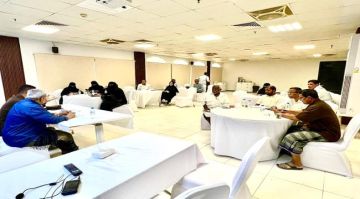 اللجنة الاستشارية بحضرموت تبحث جهود هيئة المواصفات وواقع مصانع طحن الأسماك اللجنة الاستشارية بحضرموت تبحث جهود هيئة المواصفات وواقع مصانع طحن الأسماك