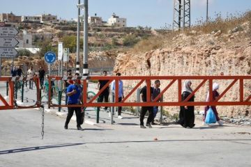 العدوالصهيوني يشدد إجراءاته العسكرية ويقتحم مناطق في رام الله والبيرة العدوالصهيوني يشدد إجراءاته العسكرية ويقتحم مناطق في رام الله والبيرة