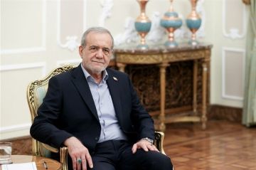 بزشكيان: إيران لم تعد تثق بالمحادثات مع أمريكا بزشكيان: إيران لم تعد تثق بالمحادثات مع أمريكا