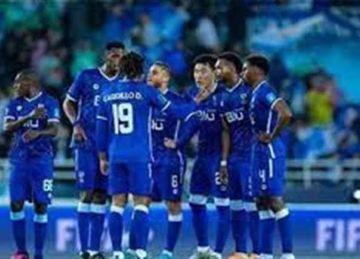 واتكينز يسجل في فوز الهلال 3-صفر على الأهلي واتكينز يسجل في فوز الهلال 3-صفر على الأهلي
