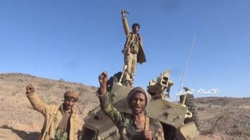 الإصلاح يطمئن بشأن استكمالالحوثيين سيطرتهم على غرب تعز ويلمح لاتفاقا لمنفذ جديد الإصلاح يطمئن بشأن استكمالالحوثيين سيطرتهم على غرب تعز ويلمح لاتفاقا لمنفذ جديد