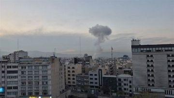 إيران.. سماع دوي انفجارات في قشم وسيريك إيران.. سماع دوي انفجارات في قشم وسيريك