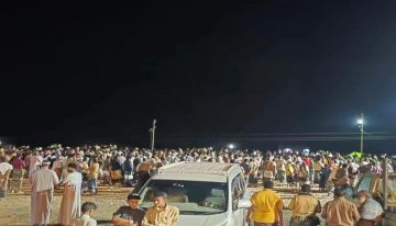 بمشهد مهيب وحزن عميق.. الروضة تودع الدكتور عبدالرحيم محضار إلى مثواه الأخير بمشهد مهيب وحزن عميق.. الروضة تودع الدكتور عبدالرحيم محضار إلى مثواه الأخير