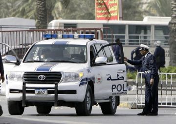 السجن 5 سنوات لمتهم أيد الاعتداءات الإيرانية على البحرين السجن 5 سنوات لمتهم أيد الاعتداءات الإيرانية على البحرين