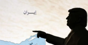 الرئيس الأمريكي يقترح تغيير اسم هرمز لـمضيق ترامب الرئيس الأمريكي يقترح تغيير اسم هرمز لـمضيق ترامب