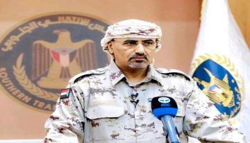 دعوات لعودة الرئيس الزبيدي للواجهة: المرحلة تتطلب قرارا سياسيا حاسما دعوات لعودة الرئيس الزبيدي للواجهة: المرحلة تتطلب قرارا سياسيا حاسما