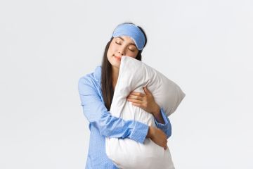 هل النوم الإضافي في عطلة نهاية الأسبوع يعوض السهر؟ هل النوم الإضافي في عطلة نهاية الأسبوع يعوض السهر؟