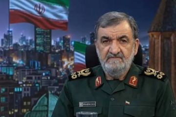 رضائي: سنرد على أي تعاون مع واشنطن لفرض حصار اقتصادي على إيران رضائي: سنرد على أي تعاون مع واشنطن لفرض حصار اقتصادي على إيران