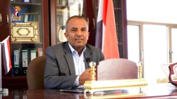 وزير الخدمة المدنية: ثورة 21 سبتمبر رسخت قيم الحرية والاستقلال والكرامة الوطنية وزير الخدمة المدنية: ثورة 21 سبتمبر رسخت قيم الحرية والاستقلال والكرامة الوطنية