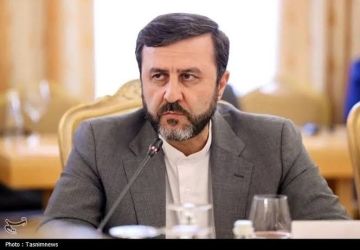 غريب آبادي: الدول المستقلة تحدد علاقاتها الاقتصادية مع إيران وفق مصالحها غريب آبادي: الدول المستقلة تحدد علاقاتها الاقتصادية مع إيران وفق مصالحها