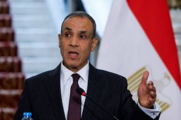 عبدالعاطي وجروسي يبحثان مستجدات الملف النووي الإيراني عبدالعاطي وجروسي يبحثان مستجدات الملف النووي الإيراني