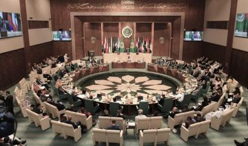 في موقف قوي وحازم : مجلس جامعة الدول العربية يعتمد مشروع قرار لدعم سيادة اليمن وإدانة الانتهاكات الإيرانية في موقف قوي وحازم : مجلس جامعة الدول العربية يعتمد مشروع قرار لدعم سيادة اليمن وإدانة الانتهاكات الإيرانية