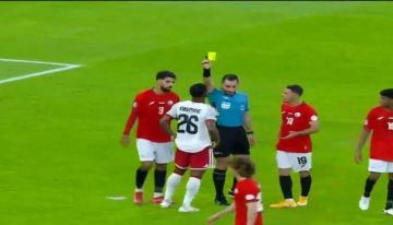 المنتخب الوطني يتلقى خسارة قاسية من نظيره الإماراتي في أولى مبارياته بــ خليجي 27 المنتخب الوطني يتلقى خسارة قاسية من نظيره الإماراتي في أولى مبارياته بــ خليجي 27